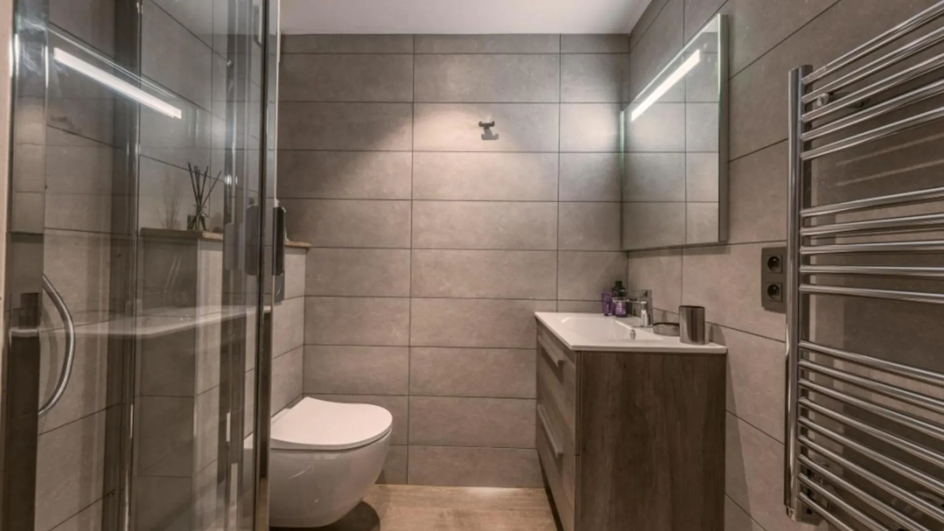 Chandonnelles I - L4L5 Beautiful Renovated Appartement Mussillon 0*,  France